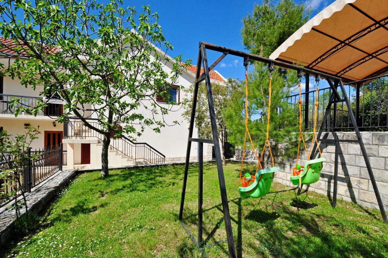 Guest House Filipovich Тиват Экстерьер фото